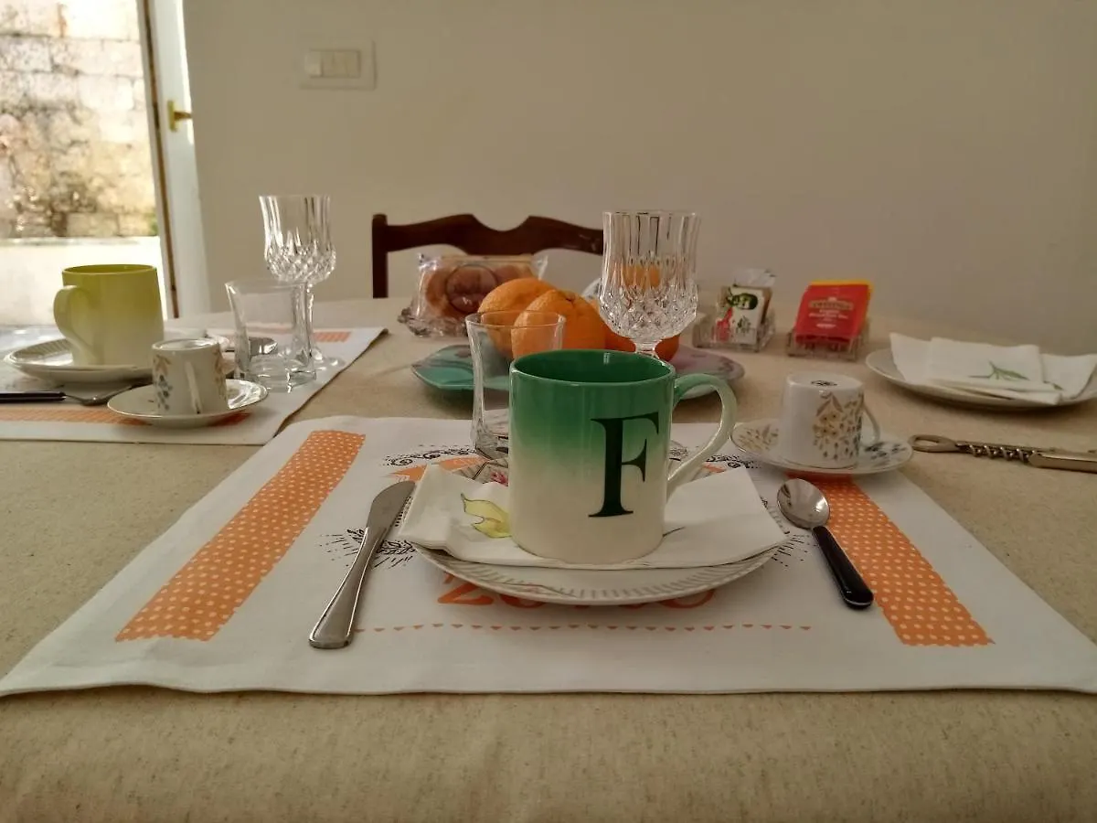 Dimora Storica Le Perle Bed & Breakfast Lecce 0*,  Italy