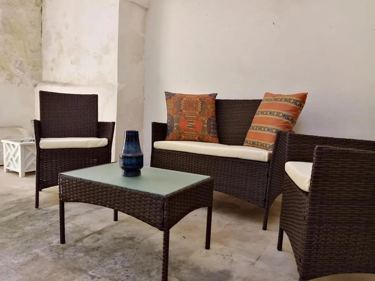 Dimora Storica Le Perle Bed & Breakfast Lecce