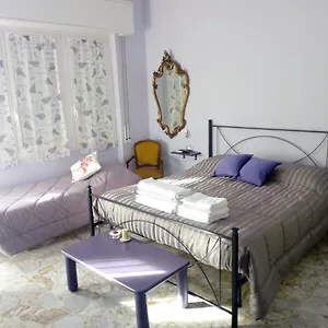 Mila E Nan , Borghetto Santo Spirito Italia